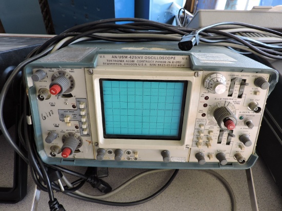 TEKTRONIX 465M OSCILLOSCOPE