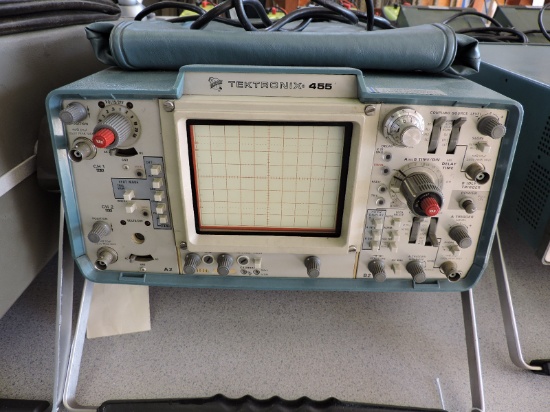 TEKTRONIX 455 OSCILLOSCOPE