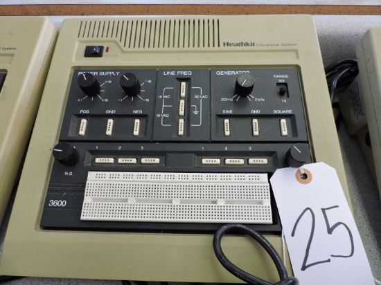 HEATHKIT Educational Systems - Analog Trainer - Model: ETW-3600