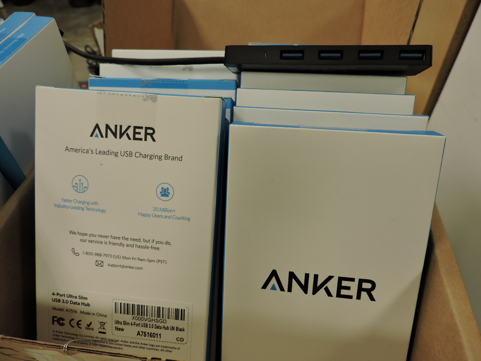 ANKER Brand - Ultra Slim 4-Port USB 3.0 Data Hub