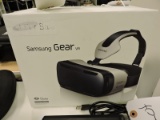 SAMSUNG GEAR VR -- Model: SM-R320 -- Only Compatible with Galaxy Note 4