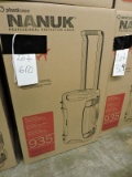 NANUK Brand - 935 Professional Waterproof Protective Hard Case -- NEW