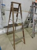 5-Foot Wooden Step Ladder
