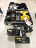 DeWalt 18V Drill, Case & 5 Batteries - No Charger is Included