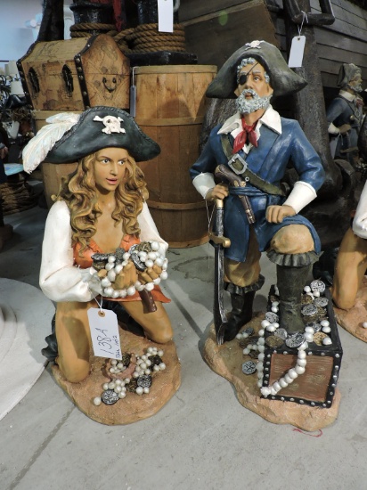Pirate Couple - Pair of Statues