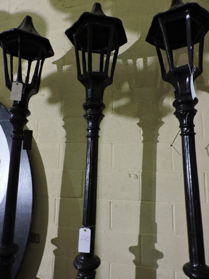 Single Light Lamp Post - Metal Constuction - Works! - Approx 106" Tall