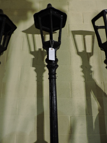 Single Light Lamp Post - Metal Constuction - Works! - Approx 106" Tall