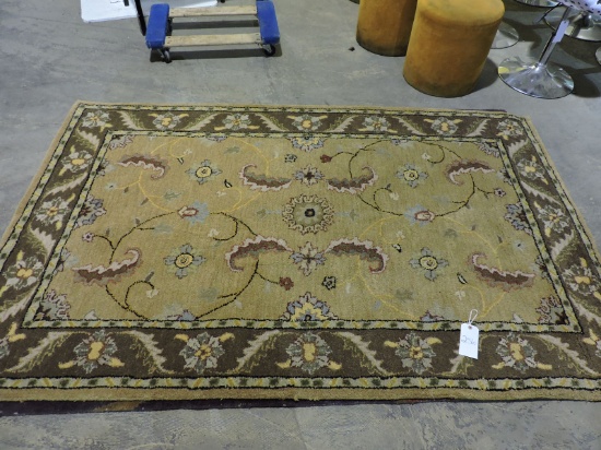 5' X 8' Area Rug - Made in India - See Photo