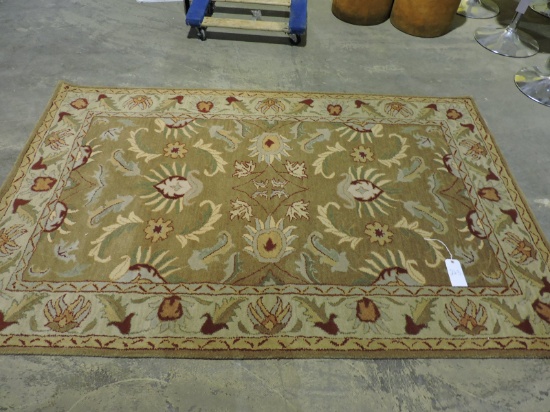 5' X 8' Area Rug - Made in India - See Photo