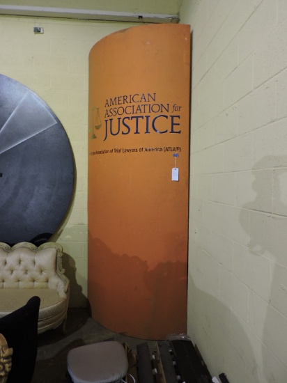 Tall Rounded Corner Sign - Changeable Text -- 10' Tall X 5' Wide