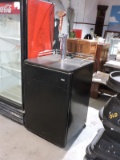 KEGERATOR - With Tap and Tank / Approx. 37