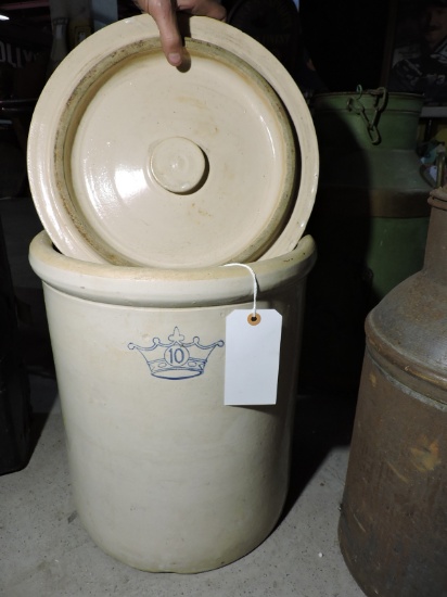 ANTIQUE # 10 CROCK with LID / Fantastic Condition