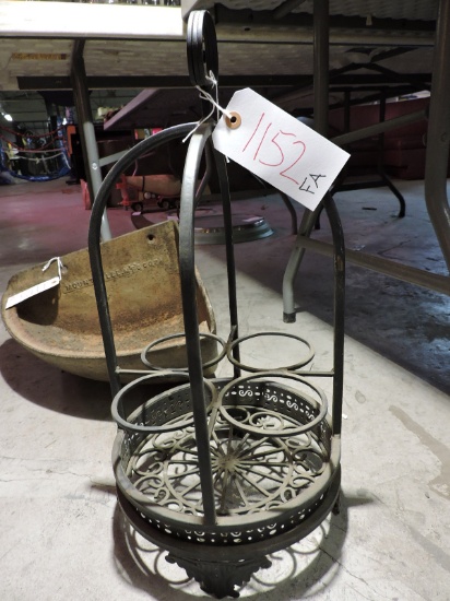 IRON 4-BOTTLE WINE STAND / Approx. 22" Tall