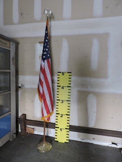 Formal AMERICAN FLAG - Gold Fringe / Gold Eagle Topped Pole