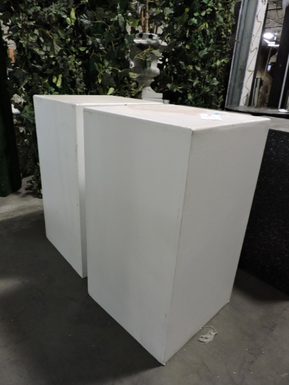 Pair of WHITE FIBERGLASS RISERS / Approx. 32" X 18" X 18"