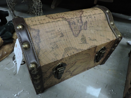 PIRATE TREASURE CHEST / Approx 14" Wide