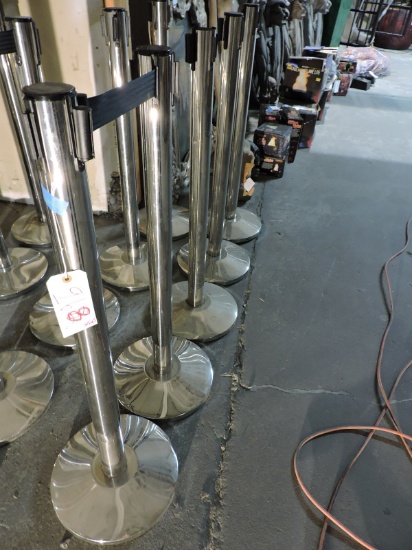 Lot of 5 Modern Retracting Stanchion Poles - 40" Tall