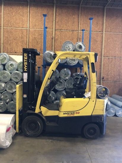 2010 HYSTER S 50 CT / Propane / Triple-Mast FORKLIFT