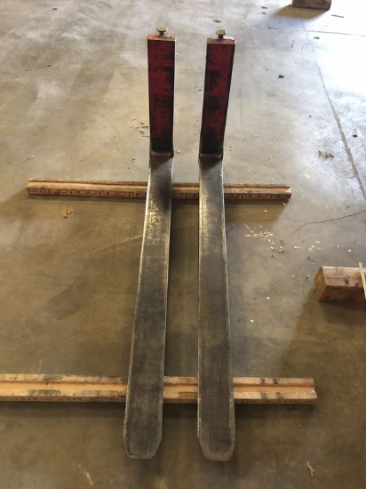 Pair of Red KENHAR Brand - Forklift FORKS