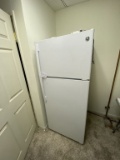 General Electric / GE Brand Refrigerator / Fridge