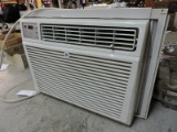 Large GE A/C Air-Conditioner --- 14,000 BTU