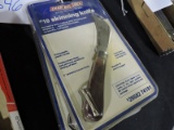 Pair of CHANNEL LOCK #10 Skinning Knife with 3