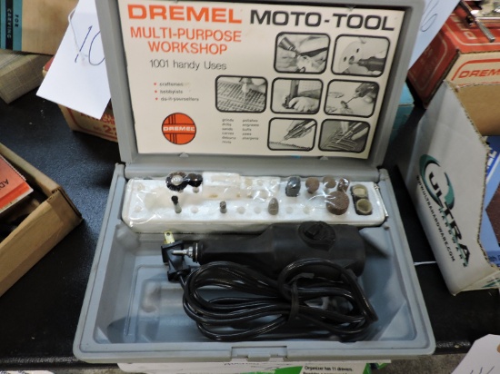 DREMEL Moto-Tool / Model No. 290 - Engraver / 12 Accessories