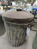 Plastic Trash Can and Lid