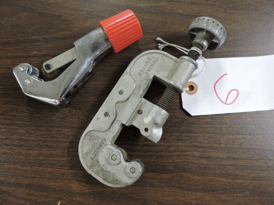 1 GENERAL Pipe Cutting Tool 1/4" to 1-1/2" & 1 Sm. Pipe Cutter