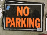 No Parking' Metal Sign / 14