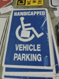 Handicapped Parking' Metal Sign / 18