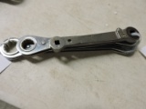 3 Ratcheting Box Wrenches  5/8