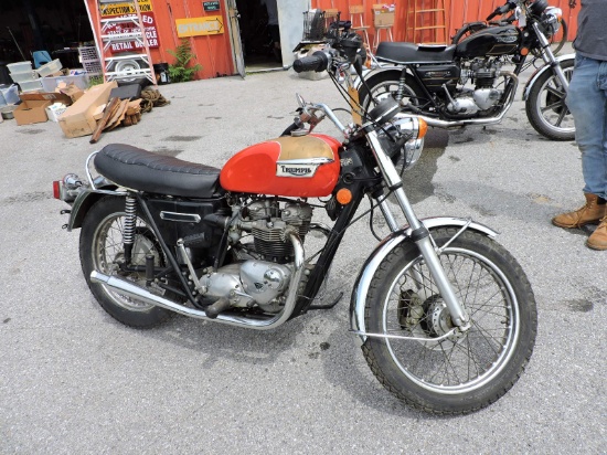 1973 Triumph Bonneville 750 - Dual Carb. - 9080 Original Miles