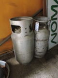 Pair of LP Gas Cylinders / For a Fork Lift