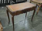 Expandable Antique Wooden Table - Closed: 30