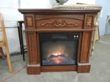 Intertek Brand Electric Faux Fireplace / Electric Heater / Functions Perfectly - Very Hot