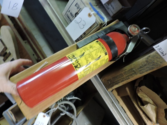 Marine Fire Extinguisher / NEW in Box / Not Inspected / Old Stock
