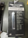 3 AMERICRAFT Brand THICKNESS GAUGES 3 # 4216 – .06 to .70mm (metric)