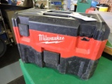 Milwaukee wet/ dry vacuum - 2 gallon battery powered 0880-20 has broken latch
