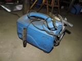 Small Portable Electric Welding Unit -- ???????