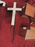 Light-Up Metal 3D Cross -- Must be wired -- 30