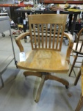 Single Vintage Wooden Rolling Office Chair / Seat Height: 18.5