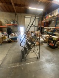 300lbs one person step ladder / warehouse ladder (Grey)