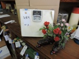 Health-O-Meter scale and 2 Retro Panter Flower Holders