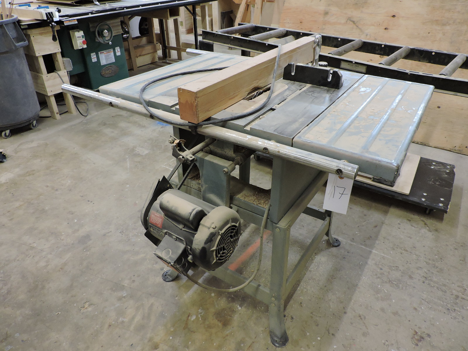 Delta table saw models outlet