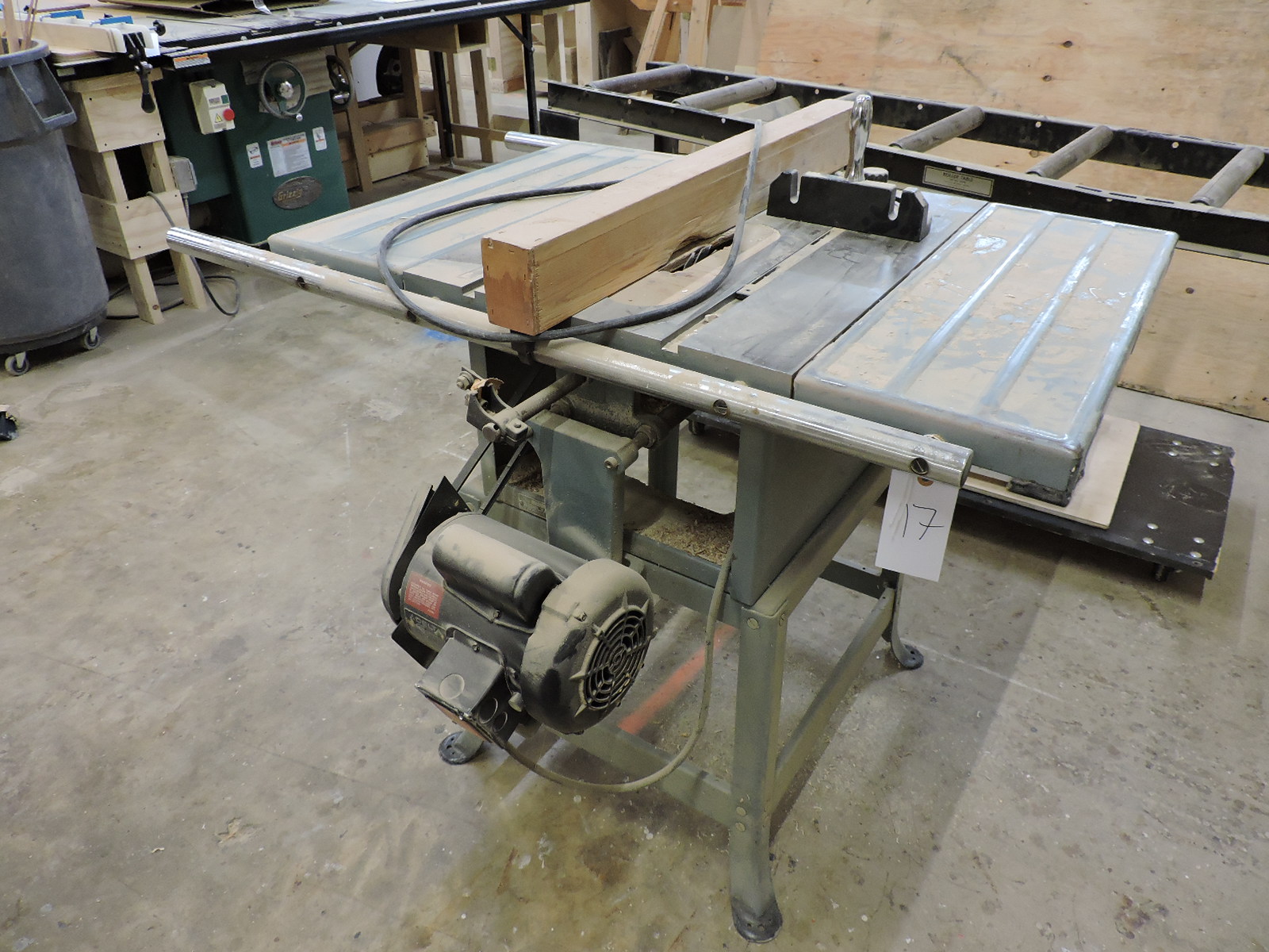 Oliver Machinery - 12 Heavy Duty Table Saw - 7.5HP 3Ph with 52