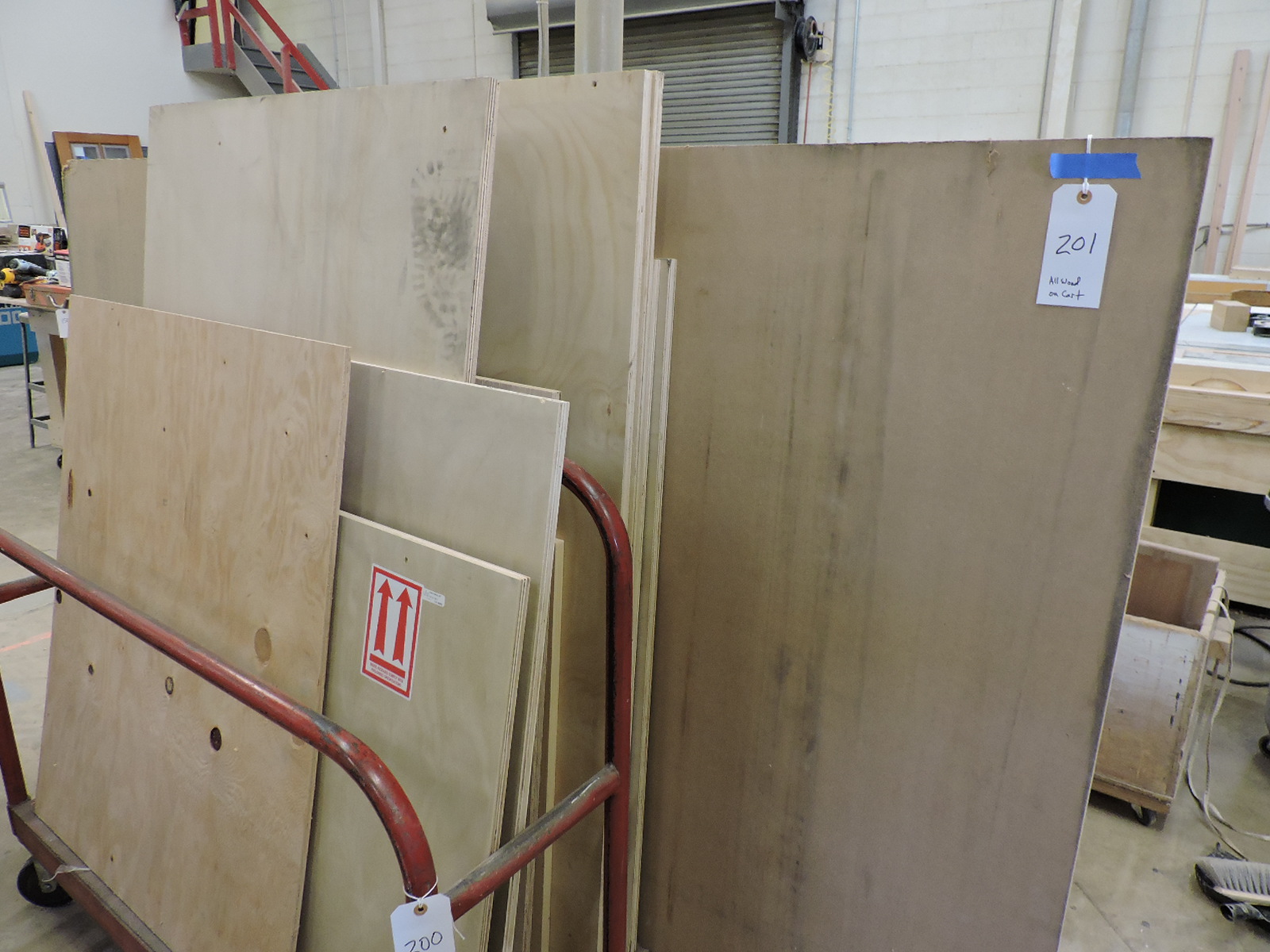 Mixed Variety of Plywood Off Cuts see photos Proxibid