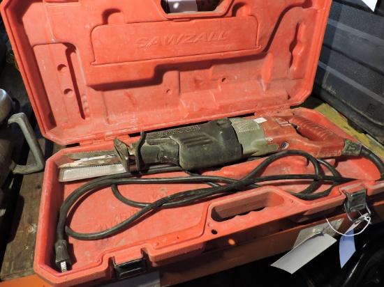Milwaukee Orbital Sawzall / Heavy Duty / Corded - in Case