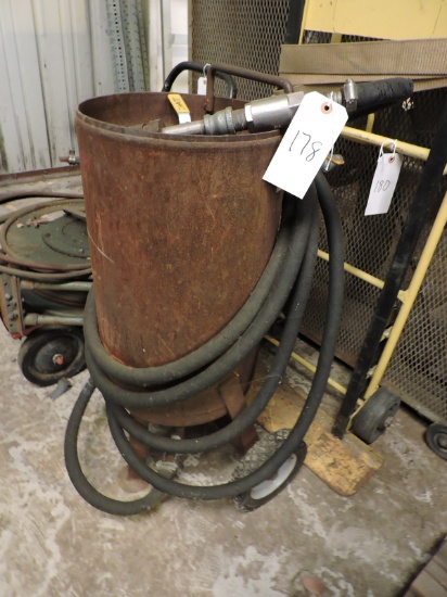 Small Rolling Media Blaster with Blast Hose