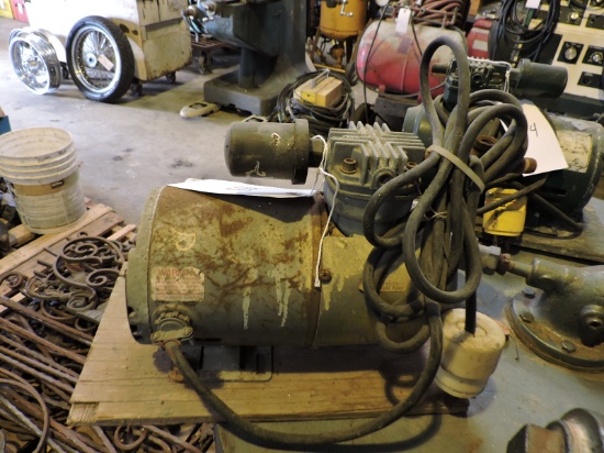 Small Electric Air Compressor